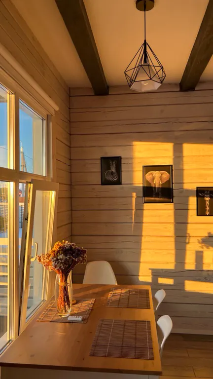 Уютный светлый деревянный домик с сауной и купелью