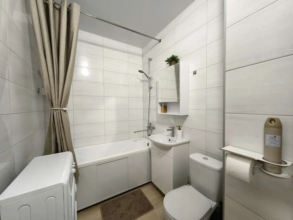 Квартира с отличной транспортной доступностью: ж/д вокзал и Севмаш