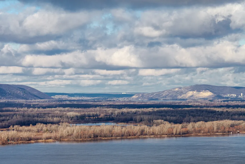 Апартаменты RentPlaza luxury с видом на Волгу