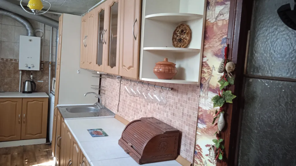 Большой дом в центре у моря