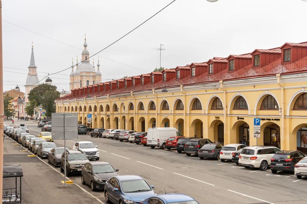 Дизайнерская квартира у набережной