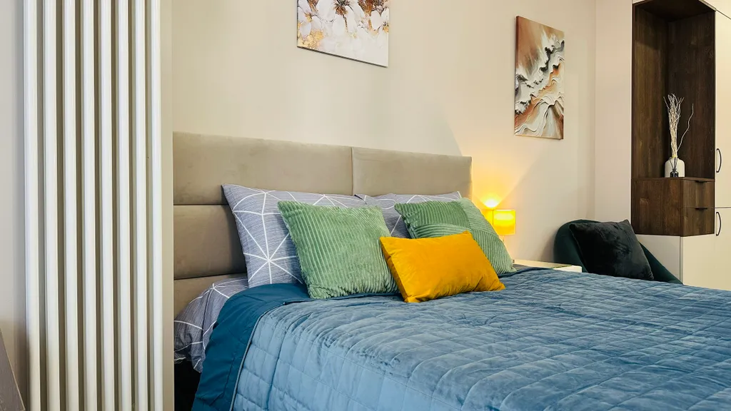 Студия с видом на центр