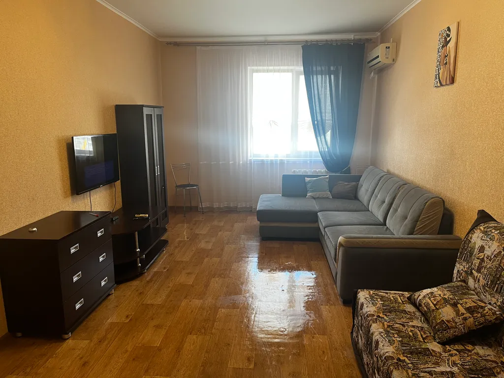 Большая 2-комнатная квартира