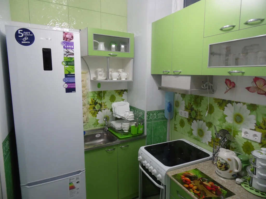 Апартамент в курортном городке с видом на море