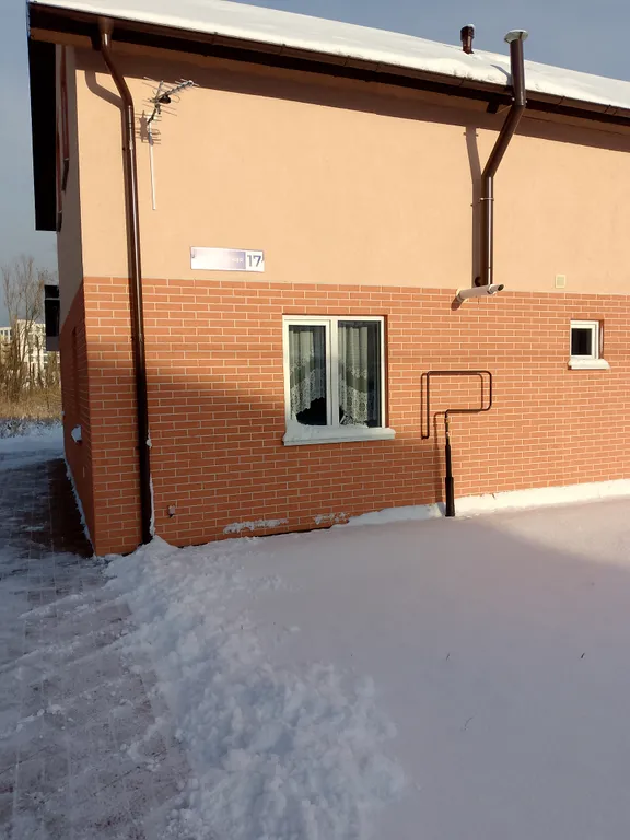 Дом у моря малинка