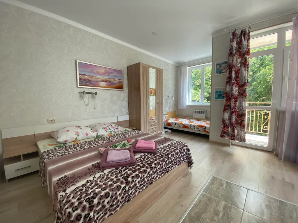 Квартира Комната — аренда посуточно в Массандра