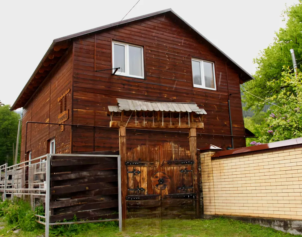 Коттедж Уютный двухэтажный дом — Архыз