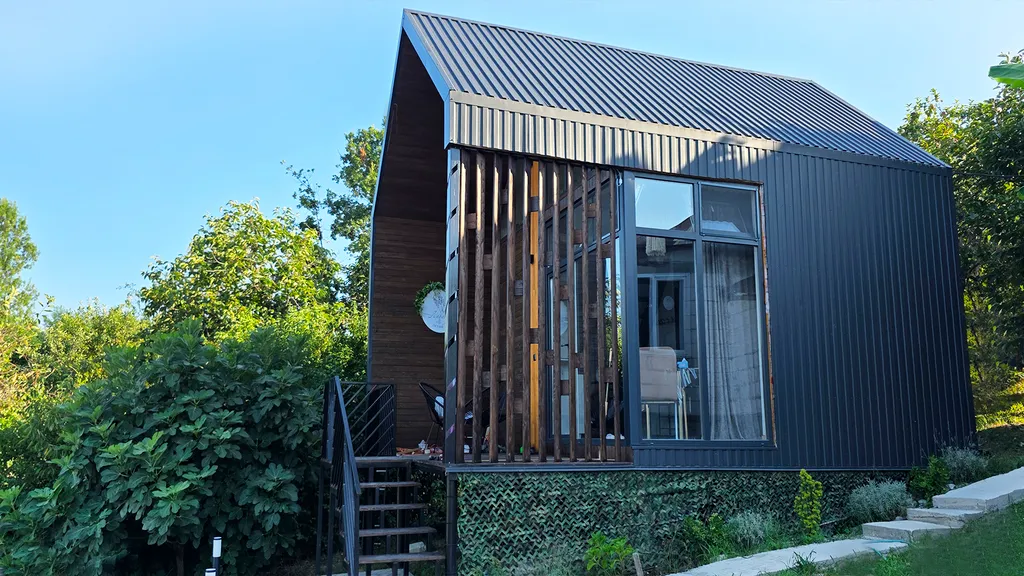 Дом лаванда