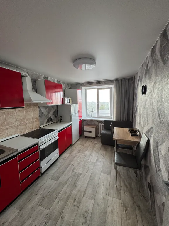 Видовая квартира. Парк! Бесконтактный заезд 24/7, кровать King-Size!