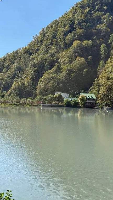 Апаpтамeнт с видом на горы , террасой и собственной парковкой