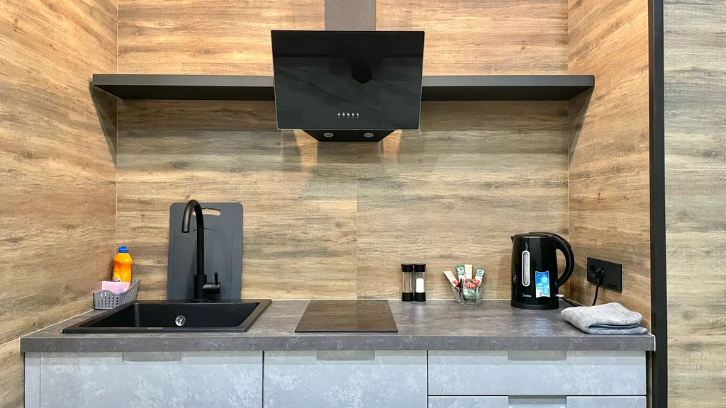 Современная квартира в центре города рядом с набережной