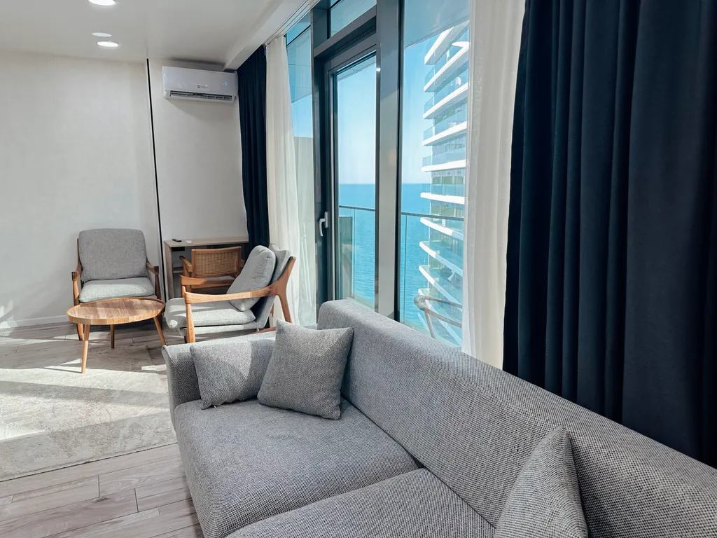 Квартира Апартамент на первой линии моря Sea apart Batumi View — аренда посуточно в Батуми
