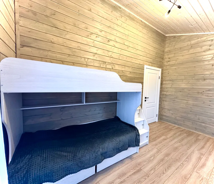 4-комнатный Дом