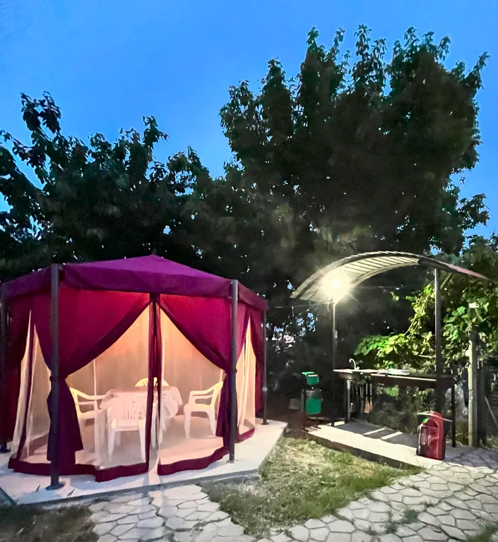 Коттедж Уютный дом только для вас и вашей семьи или друзей — Кучугуры