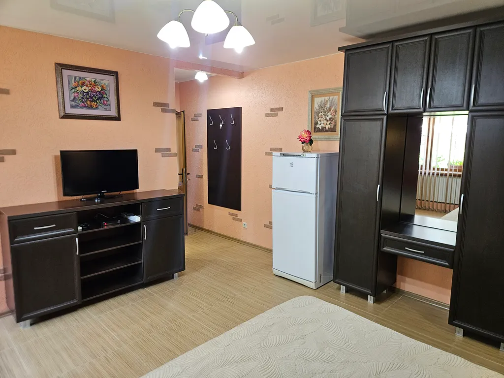 Апартаменты двухкомнатные на первом этаже - 7 мест