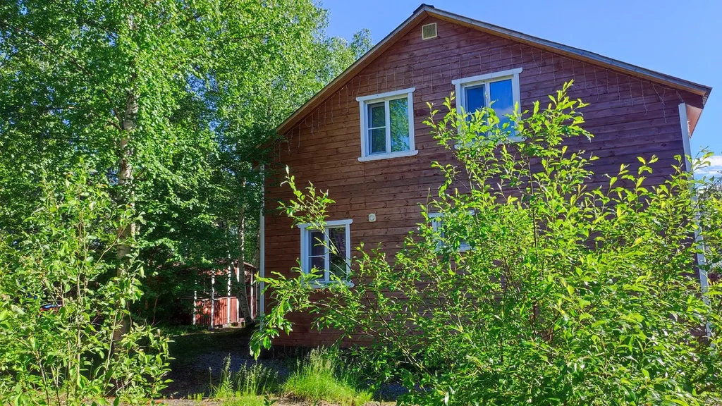 Большой дом с сауной