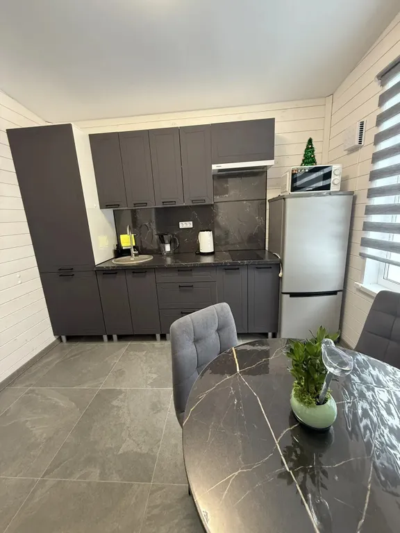 Уютный дом в черте города