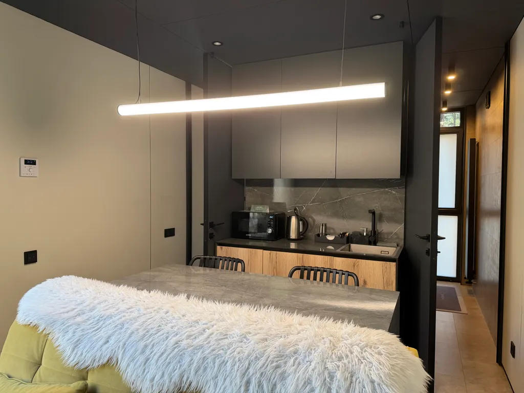 Глэмпинг в лесу