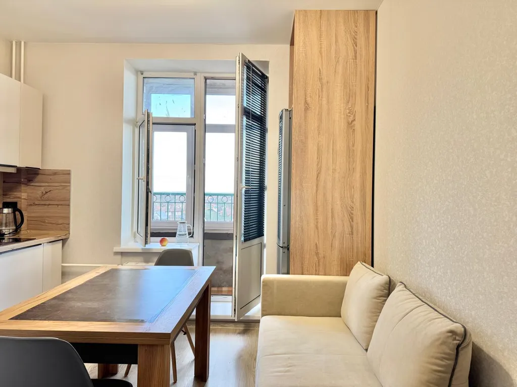 Просторная квартира с балконом