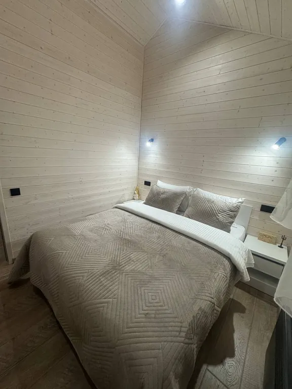 Двухкомнатный дом с видом на горы