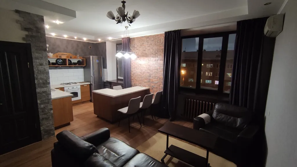 Отличная квартира в самом центре — аренда посуточно в Ижевск