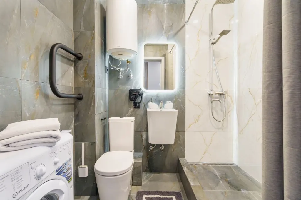 Good Night на Савиных 4А