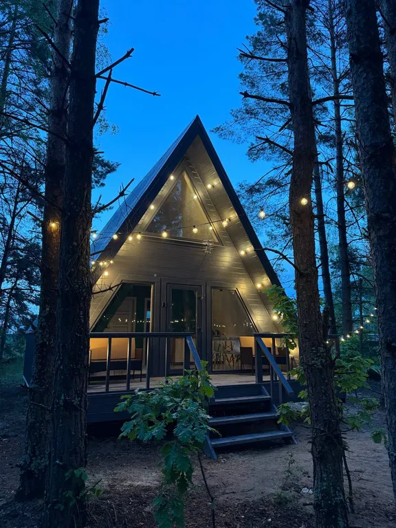 Домик у реки пра: баня под звёздами, тишина и лесные тропы