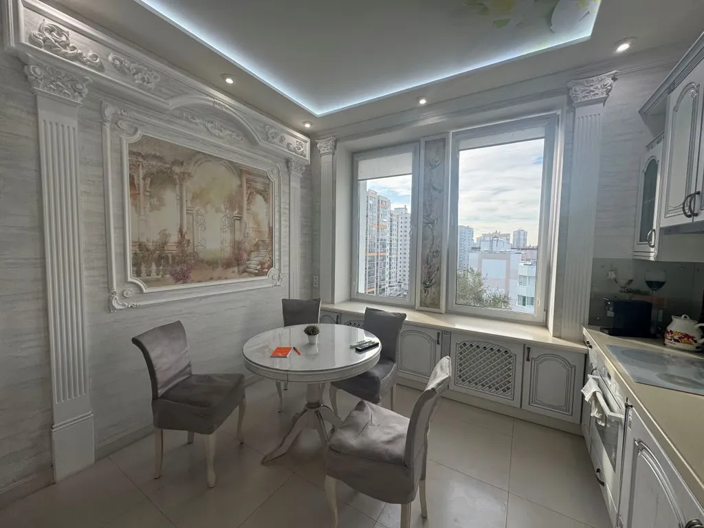 Студия посуточно у метро Чкаловская