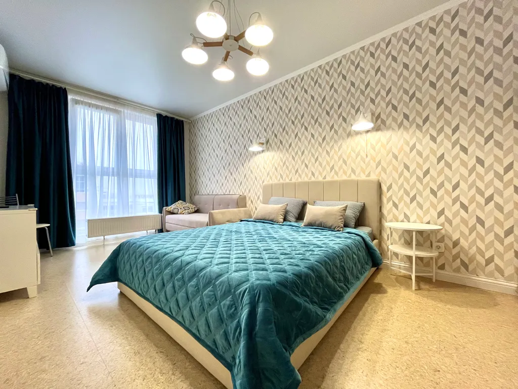 Видовая двухкомнатная квартира в центре города — аренда посуточно в Краснодар