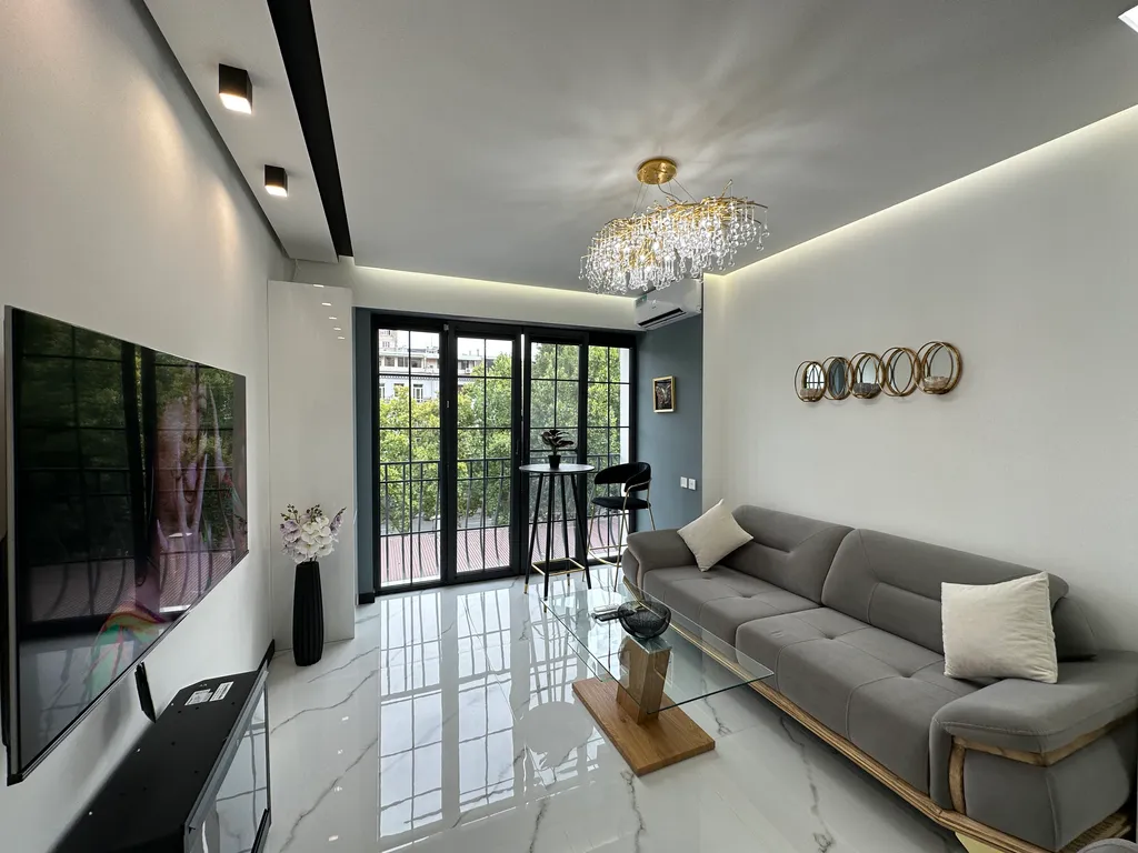 Роскошная 3-х комнатная квартира на проспекте Маштоца