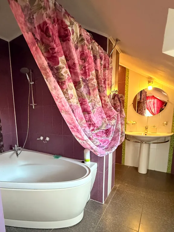 Уютный дом с баней для отдыха семьей и компанией