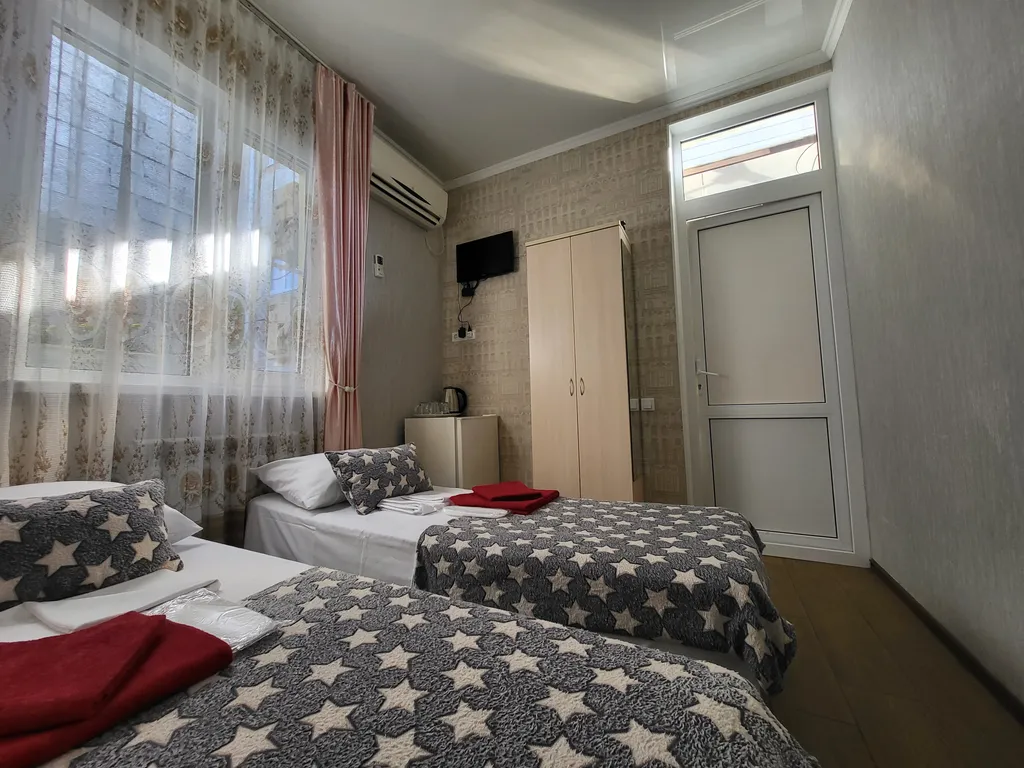 Квартира Квартира Уютный двух комнатный номер рядом с набережной — Анапа