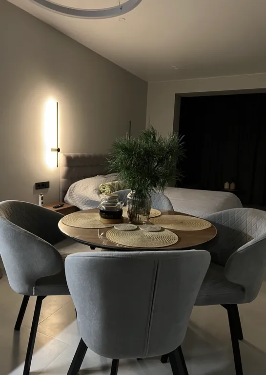 Новые апартаменты у моря в живописном месте в центре