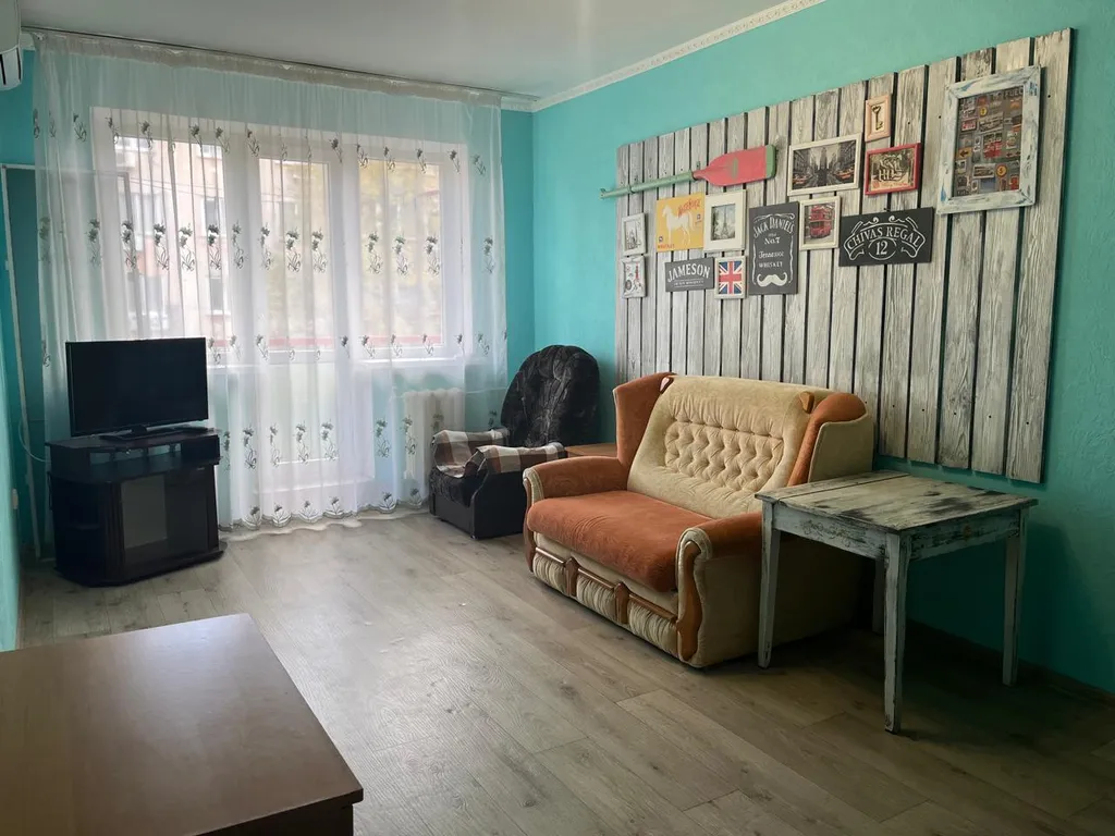 Квартира под ключ возле автовокзала. Три раздельных спальных места.