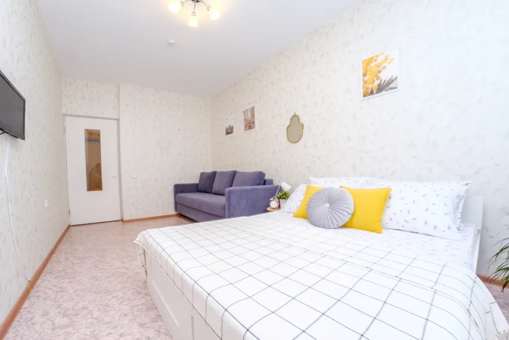 УГНТУ. Уютная квартира на 4 гостя в новом доме (ул. Мира, д. 8)