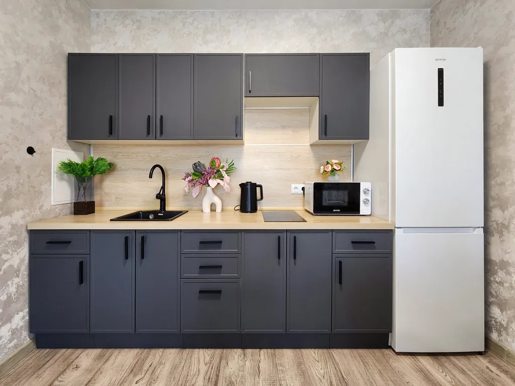 3-комнатная на Взлетке возле ТРЦ Планета