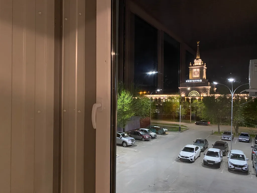 Квартира Квартира Люкс-апартамент в новом доме у ЖД — Волгоград