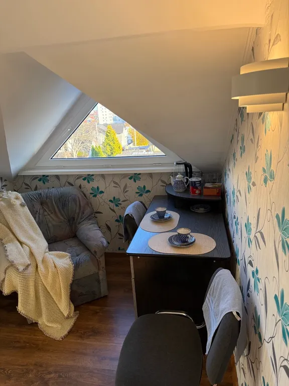 Двухуровневая квартира с парковкой и двумя санузлами