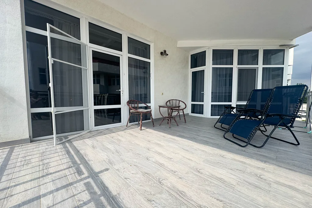 Апартаменты у моря с большой террасой и видом на рассвет