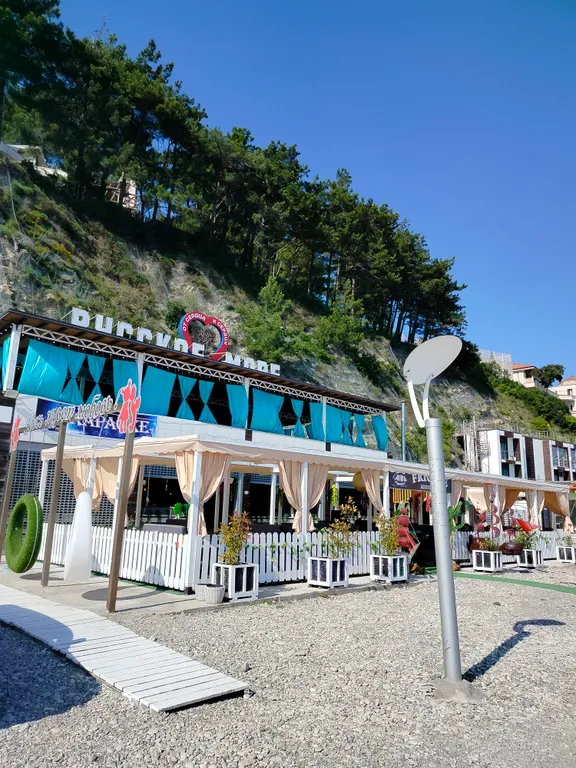 Комната с видом на море со всеми удобствами