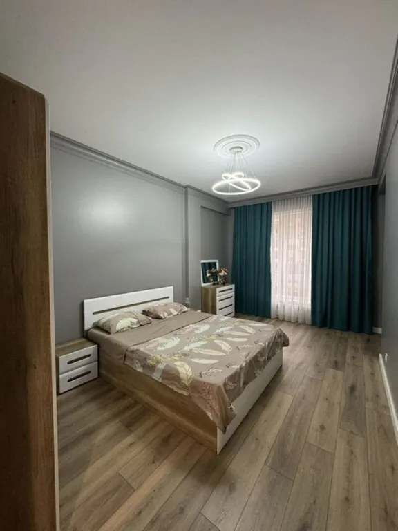 Квартира с дизайнерским ремонтом в элитной новостройке