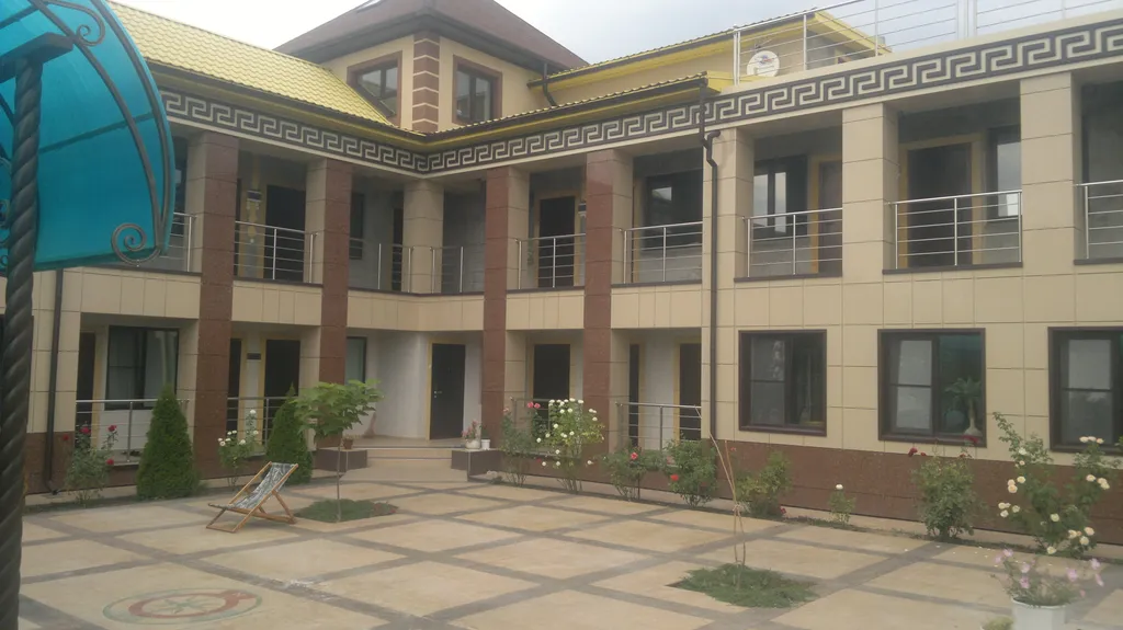 Двухместная, уютная комната с отдельным входом