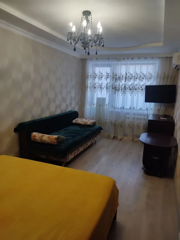 Уютная 1-комнатная квартира — аренда посуточно в Мариуполь