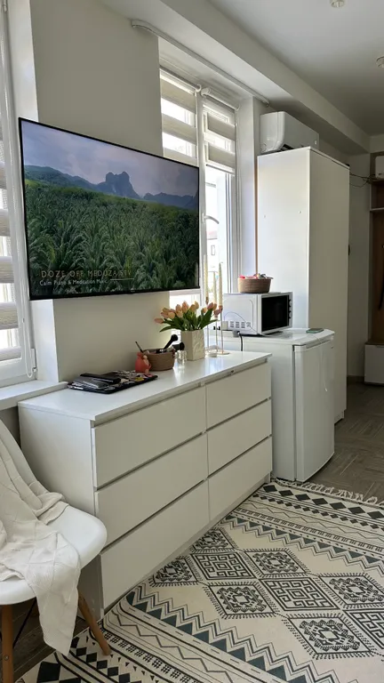 Студия с подогреваемым бассейном в клубном поселке