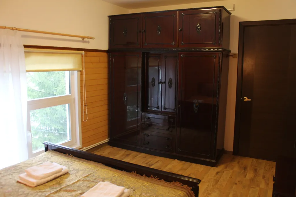 Коттедж Загородный уютный дом с баней и калиткой в лес — Большие Семенычи