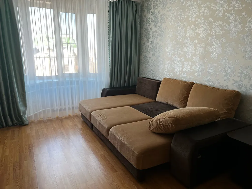 Квартира в центре с красивым видом на колокольню, храм и набережную