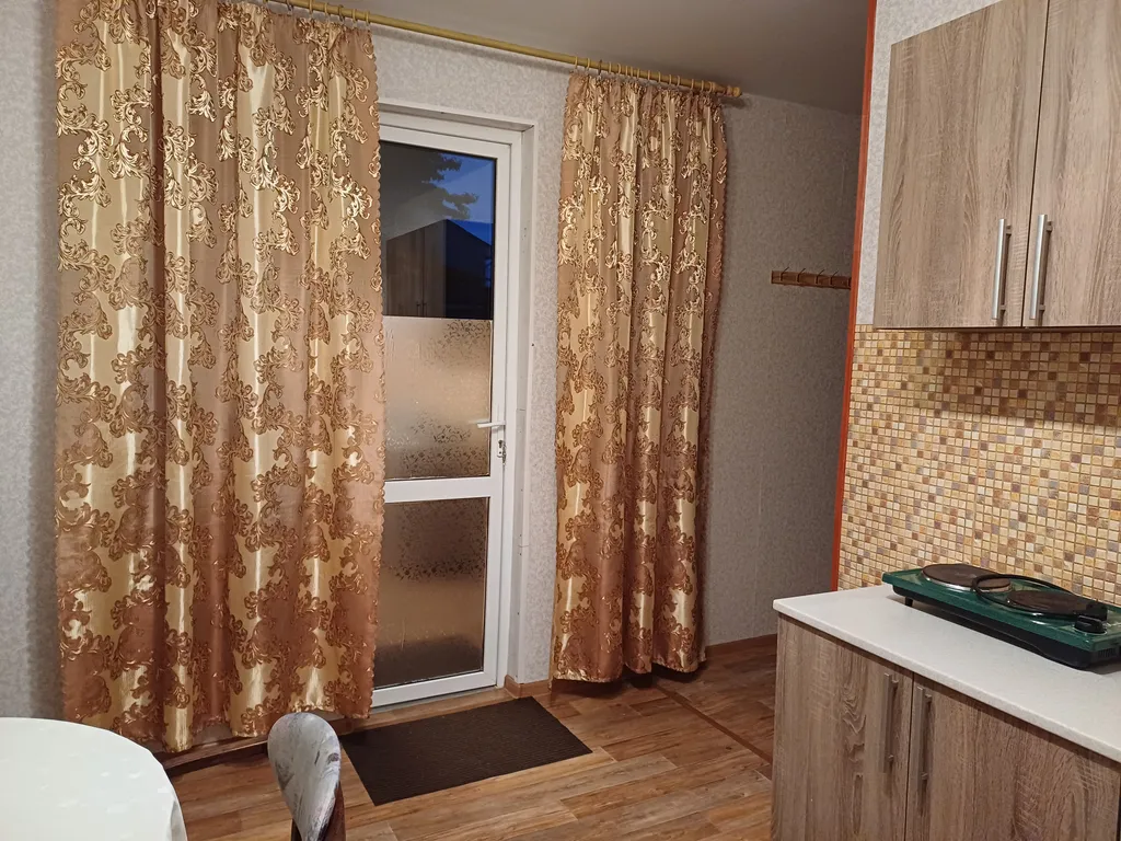 Коттедж Уютный домик в тихом месте — Витязево