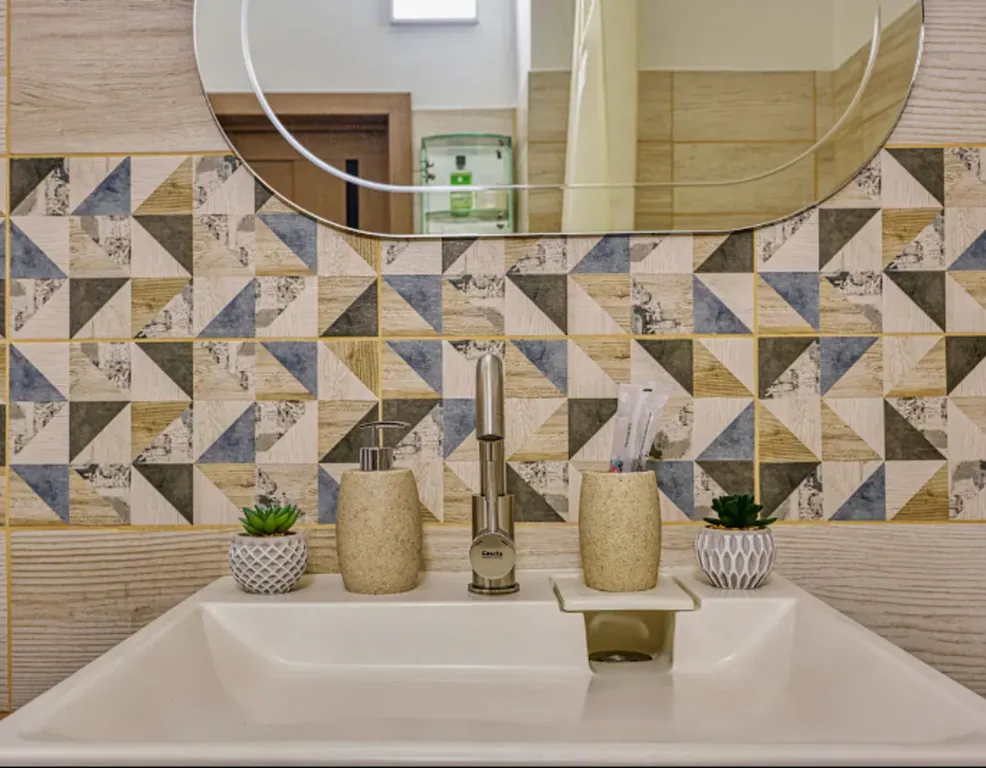 Квартира с изумрудными акцентами