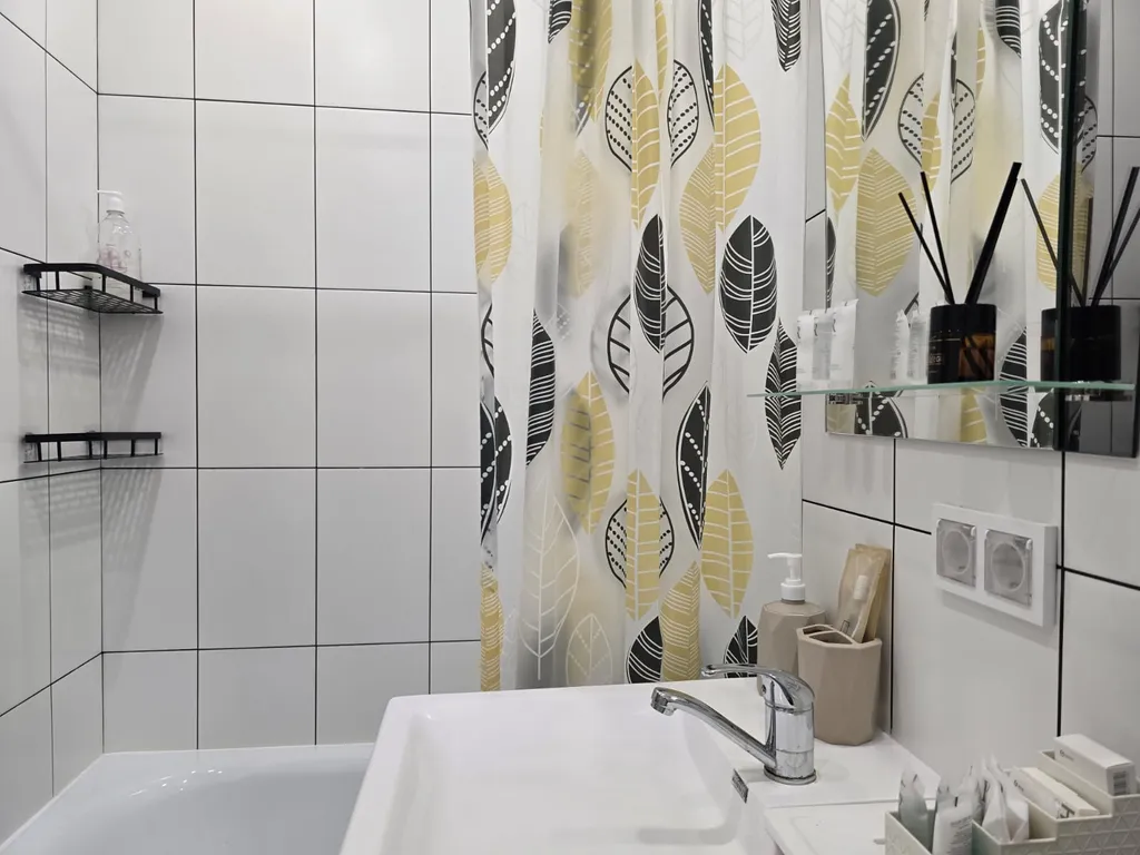 Уютная студия с видом на город