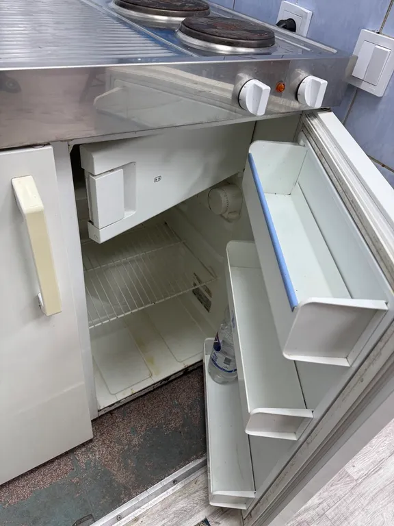 Комната с кухней-гостиной и сауной